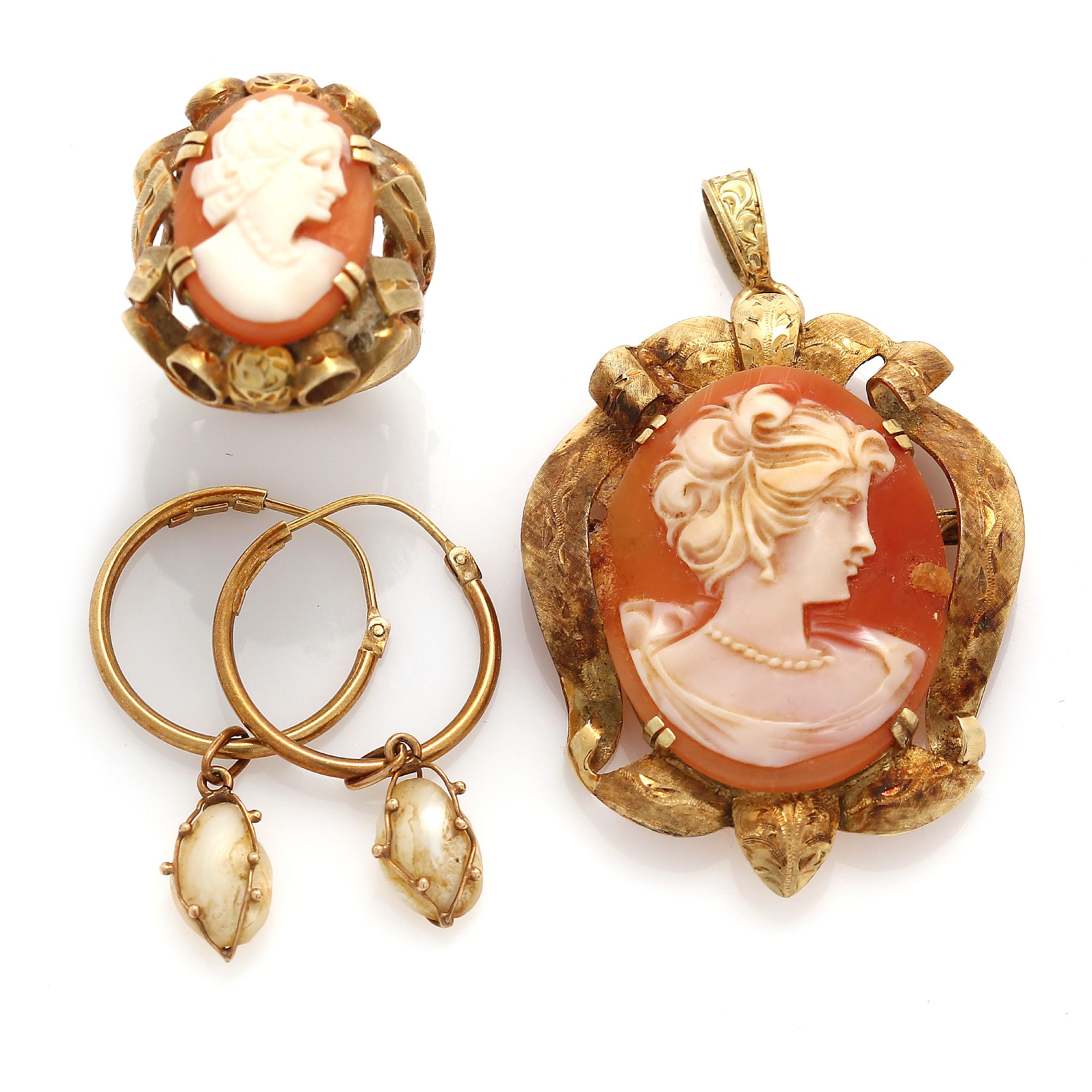 серьги капли золото ботега. серьги пара. серьги гвоздики разные в паре. серьги е 2028 с 130-172115. разные серьги в паре.