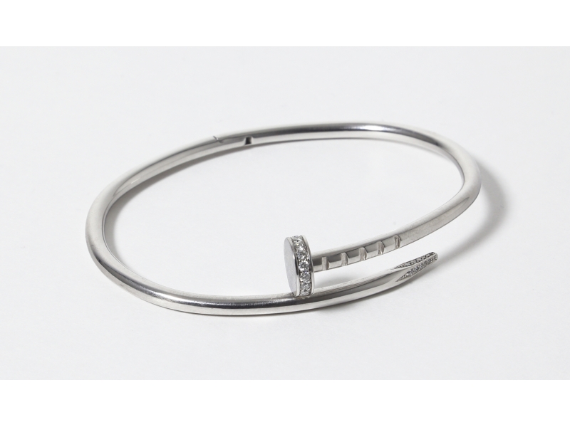 Браслет из белого золота с бриллиантами, Cartier, 29 гр, 750 пр, 6,4 х 5 см- SilverRoom.ru