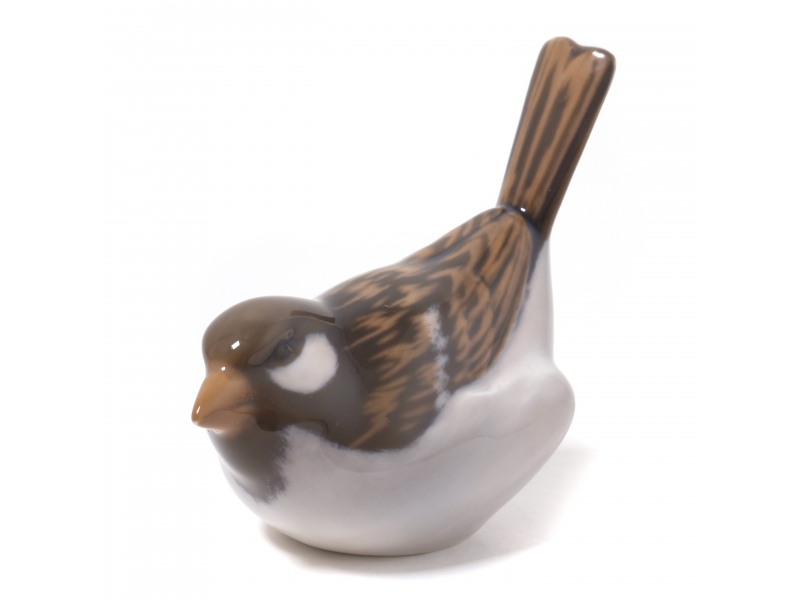 Фигурка декоративная воробей. Фарфоровая фигурка воробей. Фарфоровая статуэтка воробей. Статуэтка воробей. Статуэтка воробей.